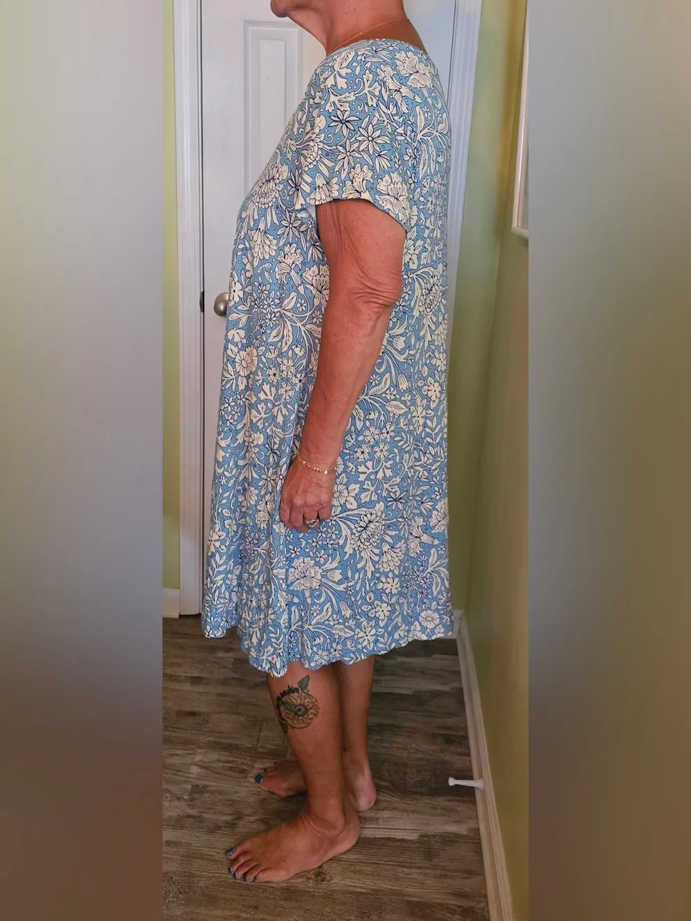 Blue & Cream Floral V-Neck Shift Dress size 22